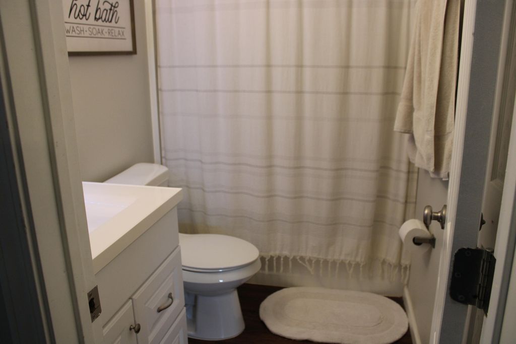 Image 14 of property listing at 351 E 48th Street, San Angelo, TX 76903