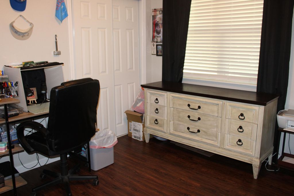 Image 16 of property listing at 351 E 48th Street, San Angelo, TX 76903