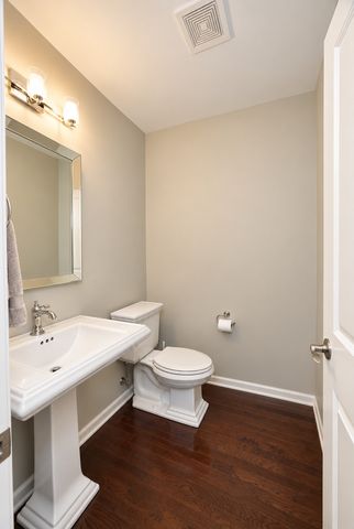 2009 Saipan Drive, Glenview, IL 60026