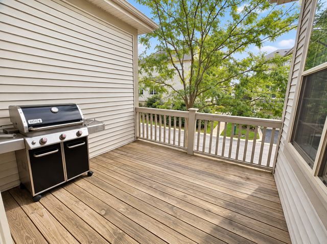 2009 Saipan Drive, Glenview, IL 60026