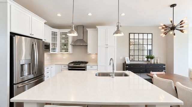 2009 Saipan Drive, Glenview, IL 60026