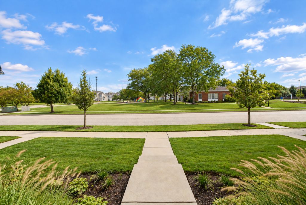 2009 Saipan Drive, Glenview, IL 60026 — photo 2
