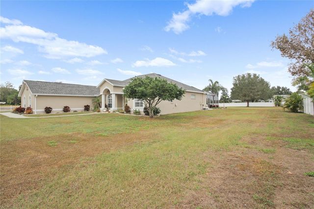 13528 GAVIN ROAD, Dover, FL 33527