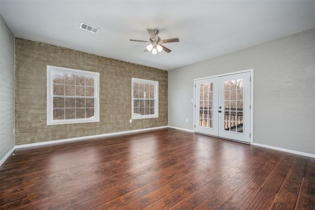 799 County Road 1596, Alvord, TX 76225