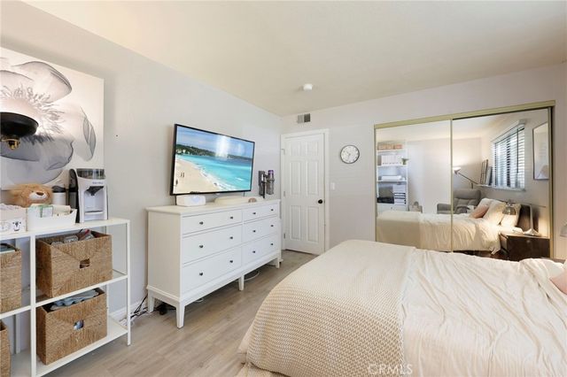 2501 Temple 116, Signal Hill, CA 90755