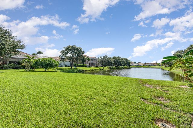 611 Oceanside Boulevard, Melbourne, FL 32903