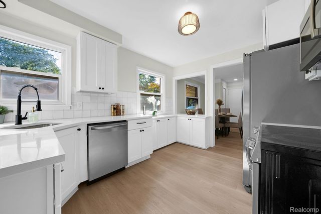 29972 Minton Street, Livonia, MI 48150