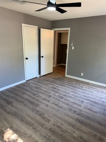 2111 SE 19th Street, Mineral Wells, TX 76067