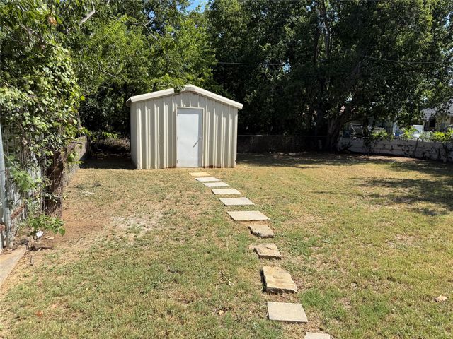 2111 SE 19th Street, Mineral Wells, TX 76067