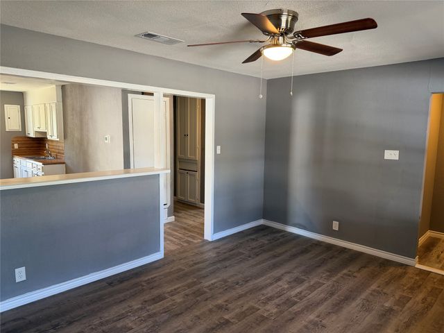 2111 SE 19th Street, Mineral Wells, TX 76067