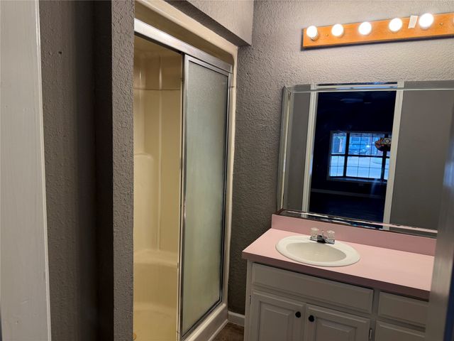 2111 SE 19th Street, Mineral Wells, TX 76067