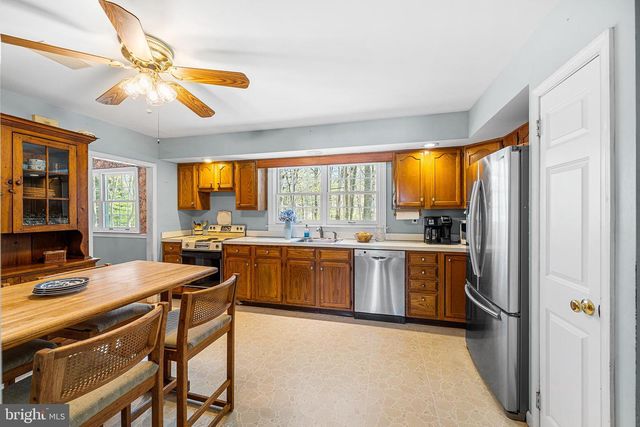 6 CYPRESS LN, Berwyn, PA 19312