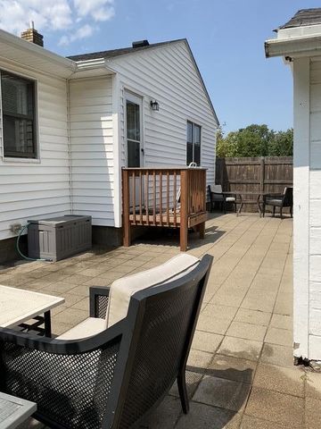 8835 S Highway Drive, Circle Pines, MN 55014