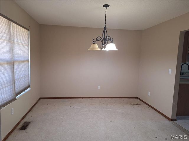 835 Clemson Avenue, Fairview Heights, IL 62208