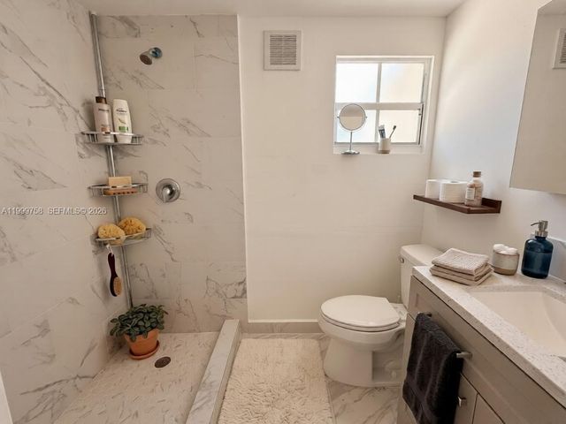 15841 NW 18th Pl B, Miami Gardens, FL 33054