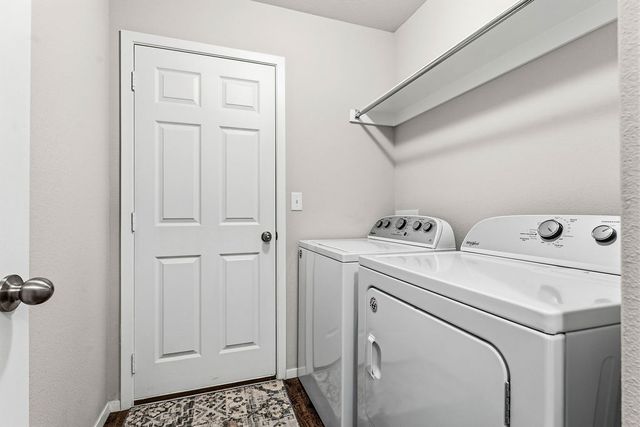 1156 S Ivory Bill Lane, Fayetteville, AR 72701