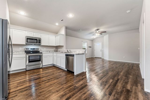 1156 S Ivory Bill Lane, Fayetteville, AR 72701
