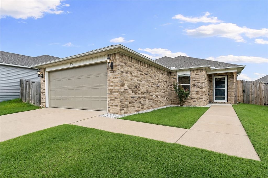 1156 S Ivory Bill Lane, Fayetteville, AR 72701