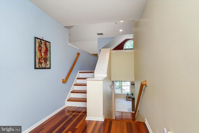 1223 RHOADS DR, Belle Mead, NJ 08502