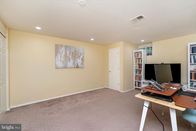 1223 RHOADS DR, Belle Mead, NJ 08502