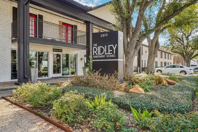 2815 Greenridge Drive 1-002, North Houston, TX 77057
