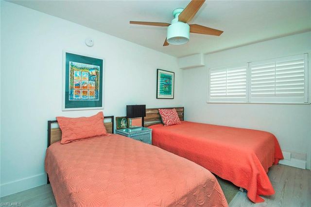 561 Periwinkle WAY F3, Sanibel, FL 33957
