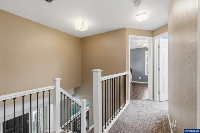 1904 Westport St NW, Salem, OR 97304