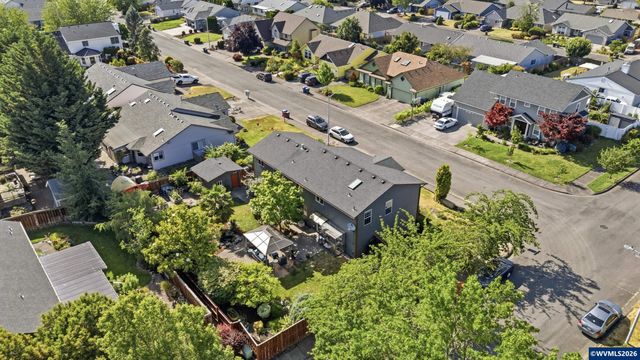 1904 Westport St NW, Salem, OR 97304