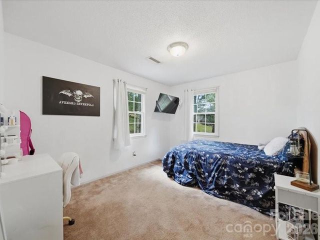 6 Woodland Circle, Granite Falls, NC 28630