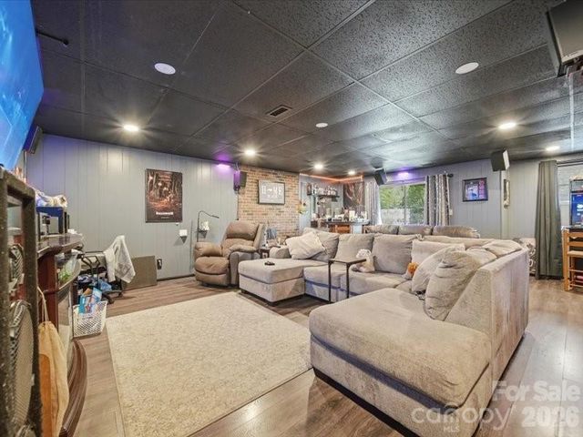 6 Woodland Circle, Granite Falls, NC 28630
