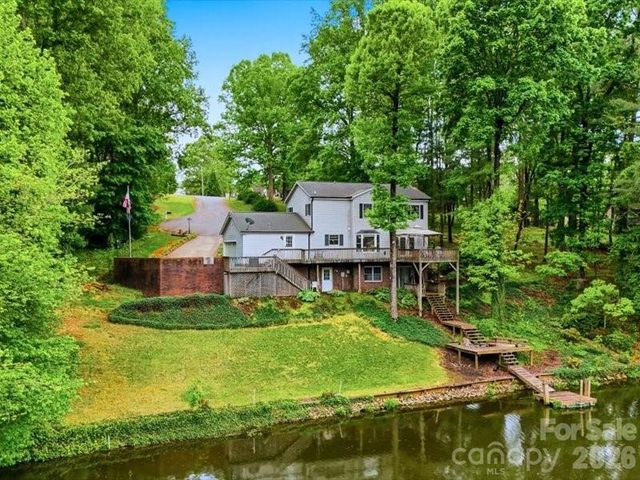 6 Woodland Circle, Granite Falls, NC 28630