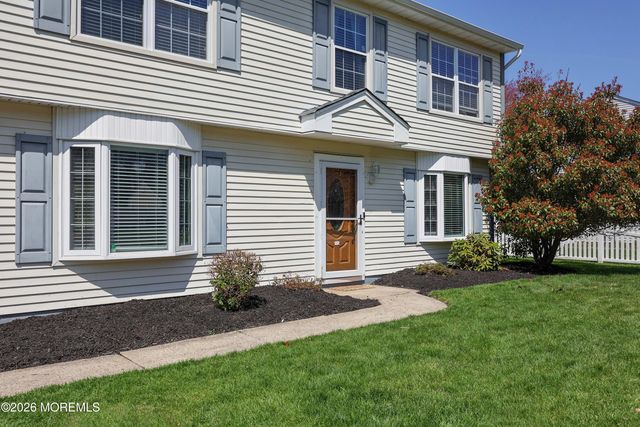 128 Oak Glen Road, Toms River, NJ 08753