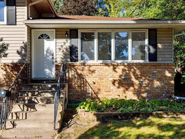 9020 Blaisdell Avenue S, Bloomington, MN 55420