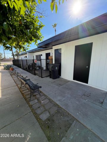 72 W SOUTHERN Avenue, Mesa, AZ 85210