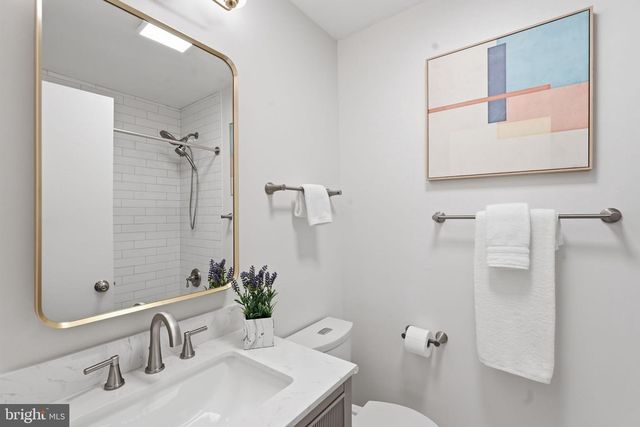 5506 KEMPTON DR, Springfield, VA 22151