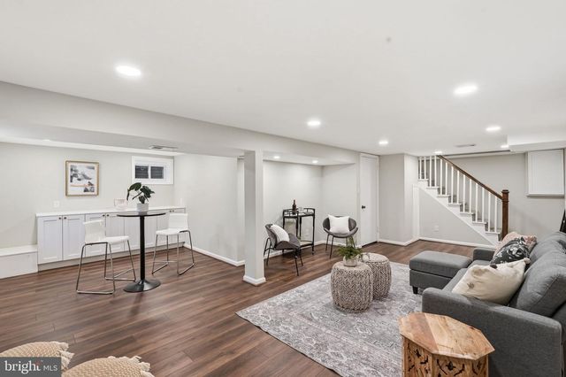 5506 KEMPTON DR, Springfield, VA 22151