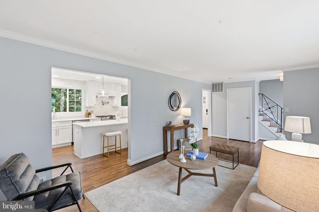 5506 KEMPTON DR, Springfield, VA 22151