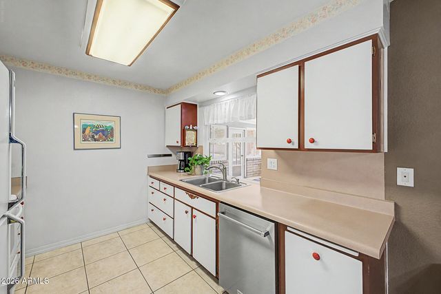 9310 W GLEN OAKS Circle N, Sun City, AZ 85351