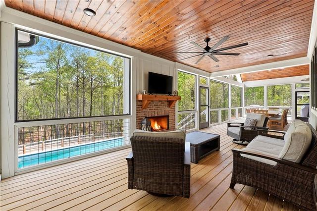 326 Masons Way, Waleska, GA 30183