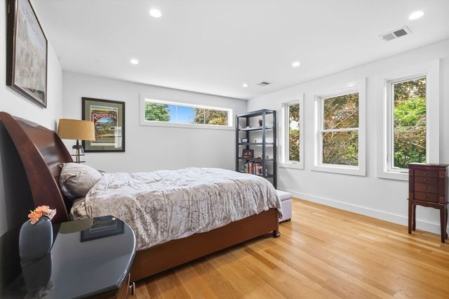 43 Upham St, Newton, MA 02465