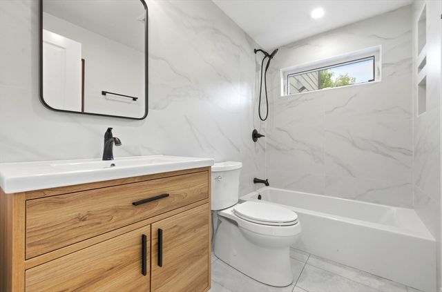 43 Upham St, Newton, MA 02465