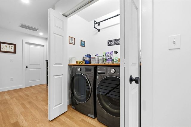 43 Upham St, Newton, MA 02465