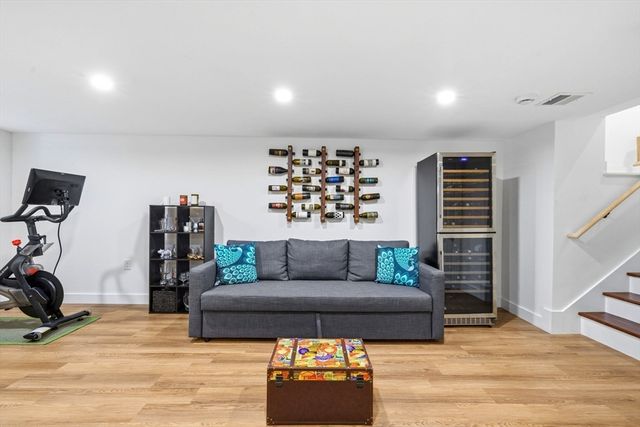 43 Upham St, Newton, MA 02465