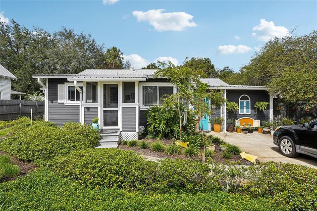 320 E GRAVES AVENUE, Orange City, FL 32763