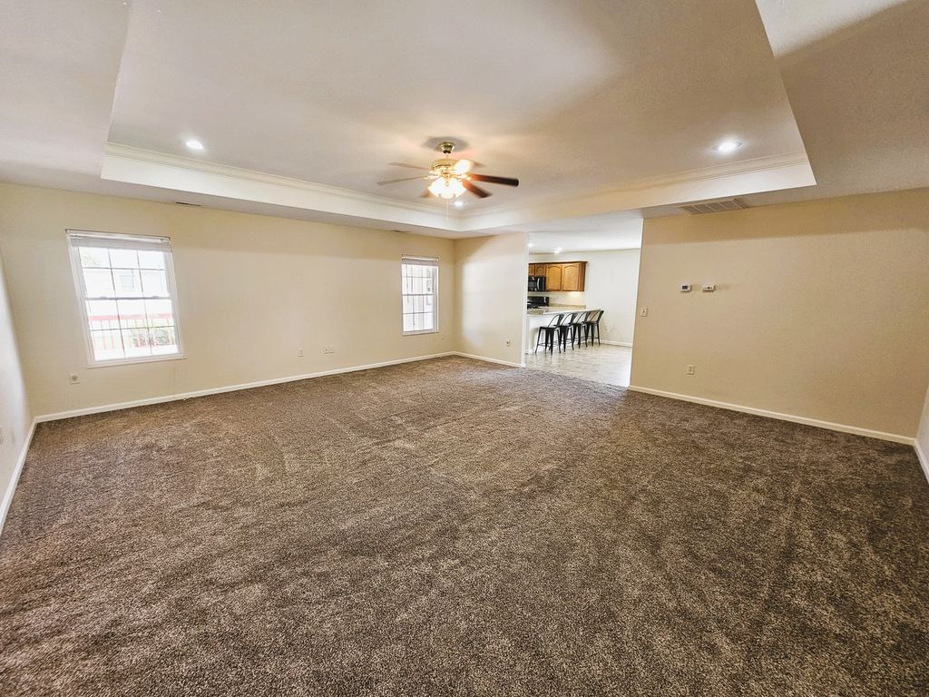 Image 24 of property listing at 404 W Beacon Court, Mt Vernon, IL 62864