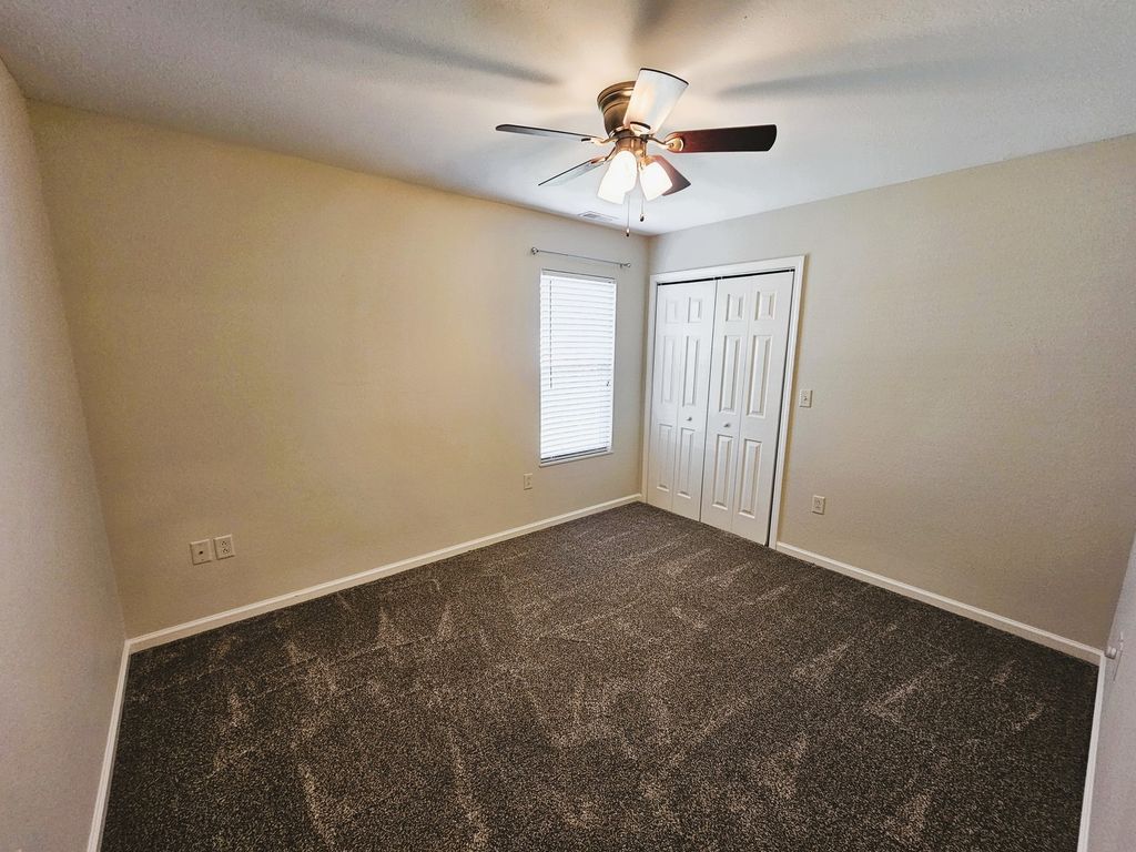 Image 44 of property listing at 404 W Beacon Court, Mt Vernon, IL 62864