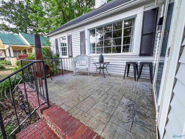 922 S 6th Street, Gadsden, AL 35901