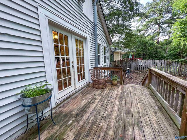 922 S 6th Street, Gadsden, AL 35901