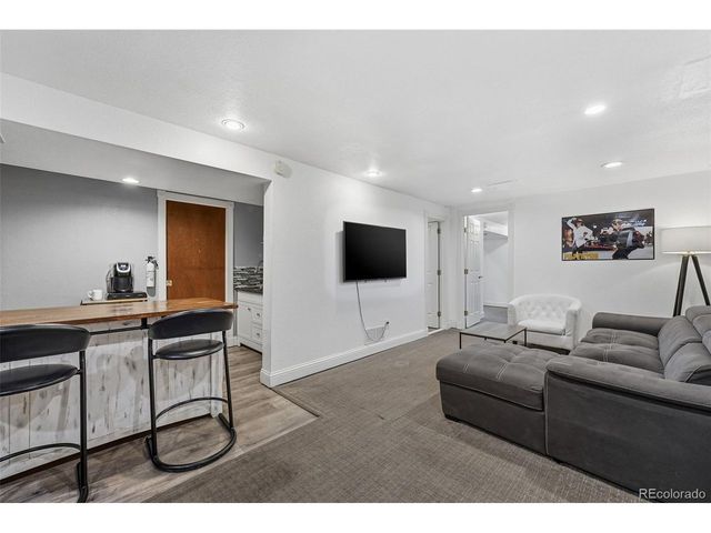 2984 E 97th Ave, Thornton, CO 80229