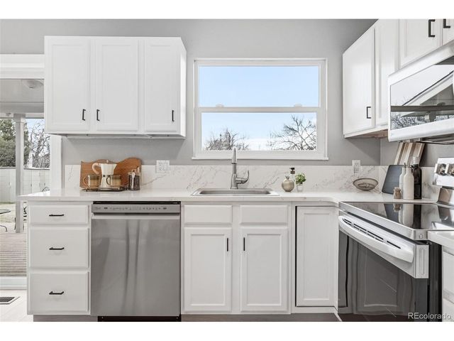 2984 E 97th Ave, Thornton, CO 80229